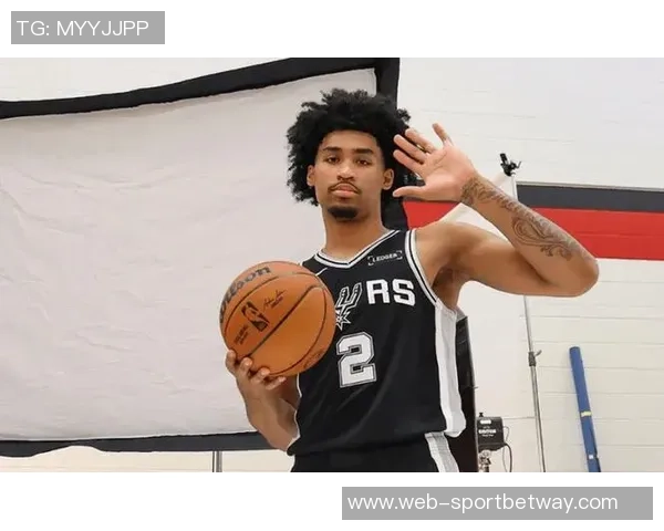 菜鸟球员表现亮眼4号秀创个人新高猛龙新星贡献全面榜眼哈珀因伤缺阵